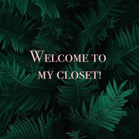 Meet your Posher, Natalie - Picture 1 of 2